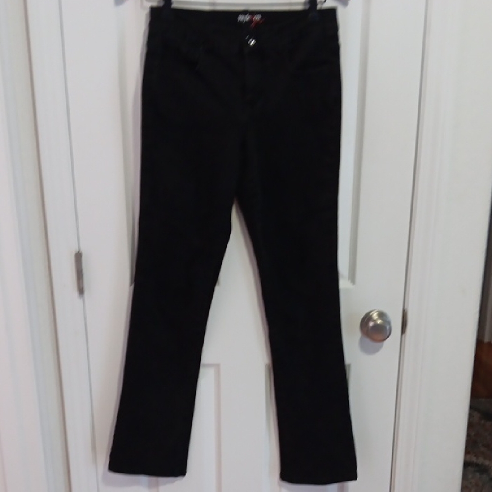STYLE & CO. JEANS SIZE 6